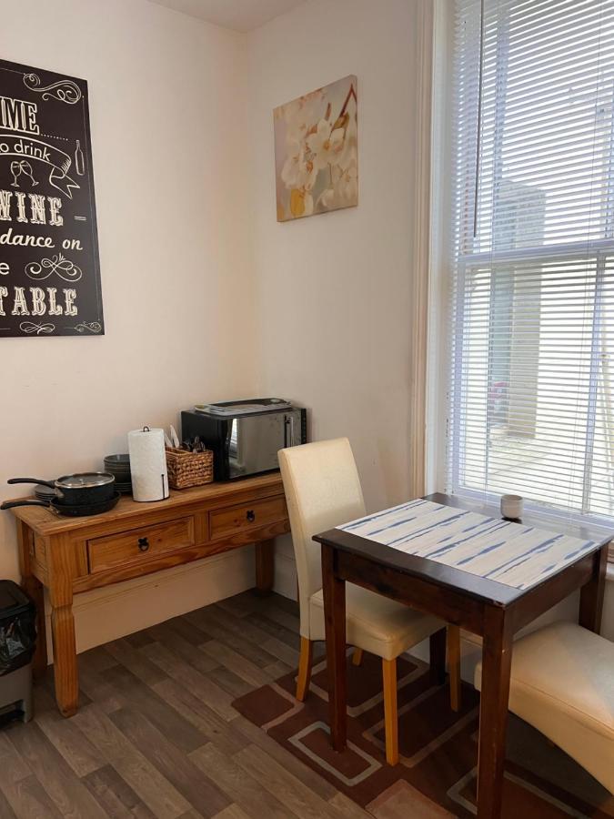 Lovely - 1 Bedroom Flat In Hastings Town Centre מראה חיצוני תמונה